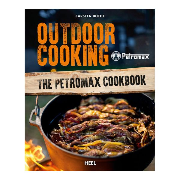 Книга туристичних рецептів Outdoor Cooking: The Petromax Cookbook (англійською)