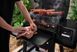 Пелетний коптильний гриль Weber SMOQUE 500
