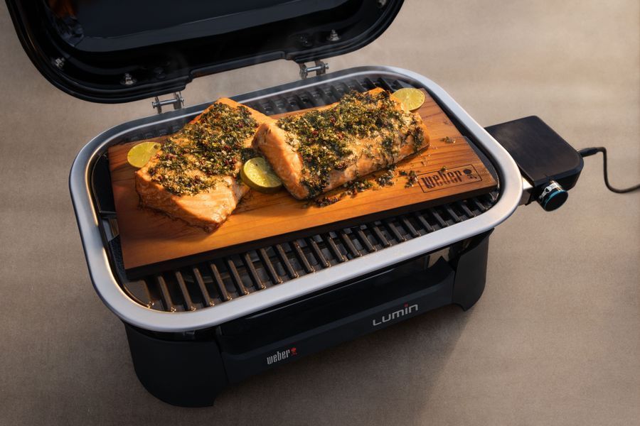 Гриль электрический Weber Lumin Compact, черный