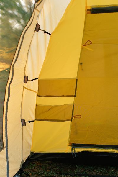 Палатка Tramp Brest 4 (V3) UTRT-110-sand